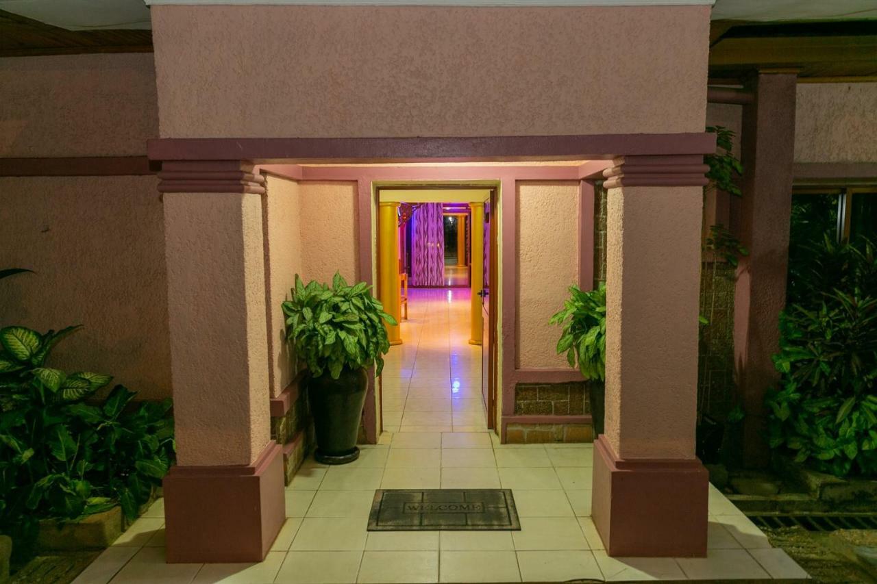 Perle Boutique Hotel Kigali Exterior photo
