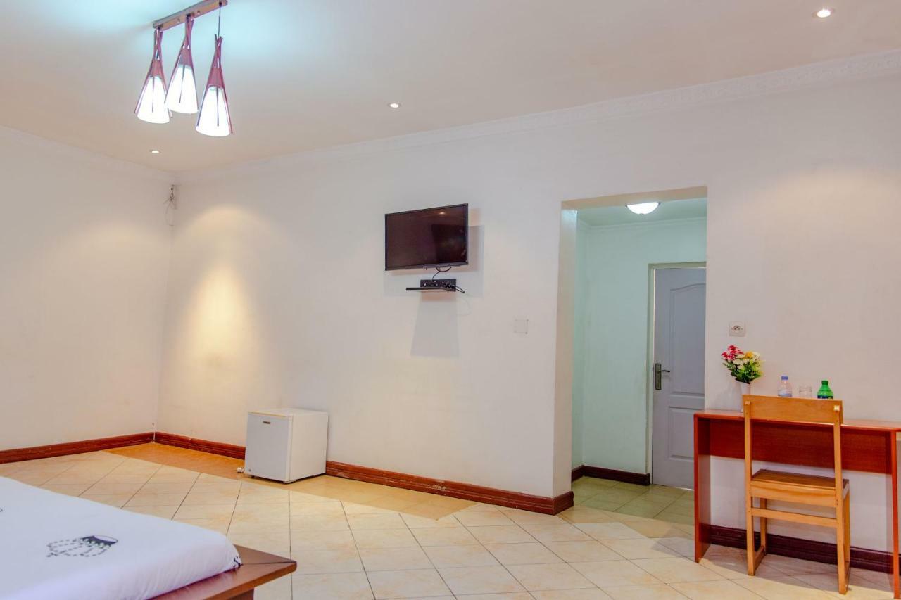Perle Boutique Hotel Kigali Exterior photo